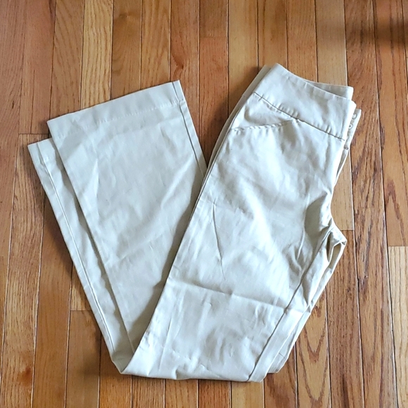 NWOT Boston Proper khaki pants size 4 - Picture 4 of 4